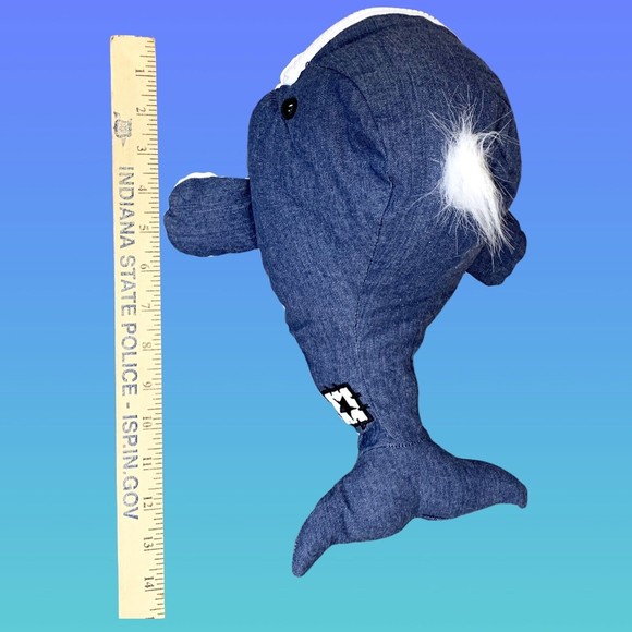 COPY - Scentsy Buddy Benny the Blue Whale with Jammy Time Scent Pak - Picture 2 of 12